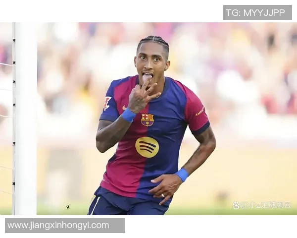 南美洲十大足球巨星盘点：辉煌历史与现役传奇球员的精彩对比